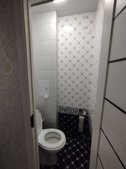 Чилонзор 12 2/5/9 сотилади