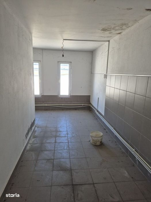 PROPRIETAR-Vand spatiu comercial, Calarasi