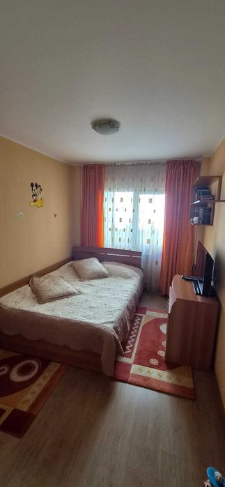 Vand apartament 3 camere Prundu Kaufland