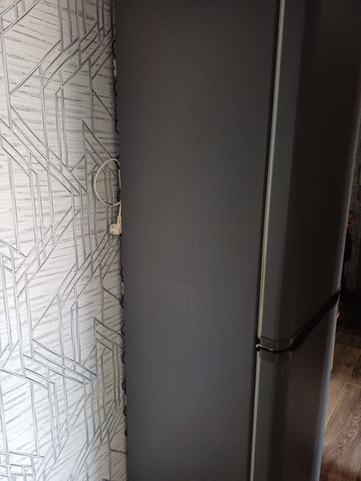 Продам Холодильник.