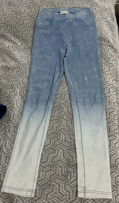 Леггинсы H&M.