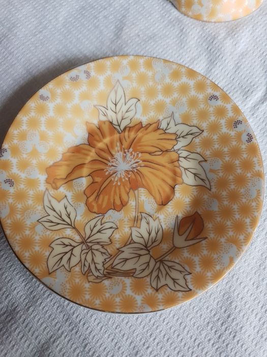 Фарфоровый сервиз