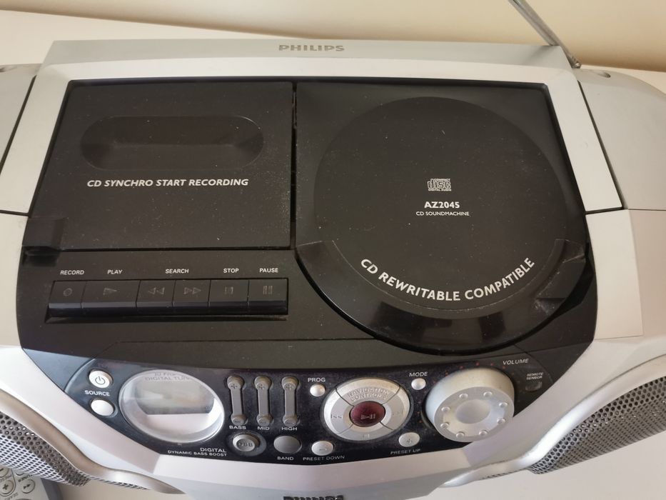 Radiocasetofon Philips AZ2045
