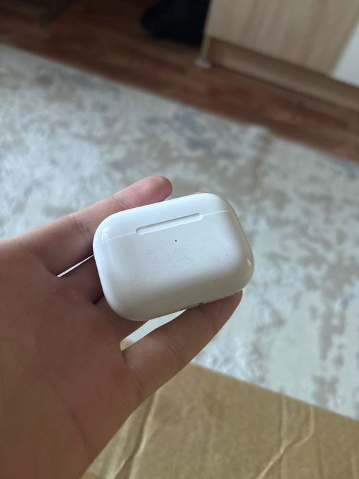 airpods 2 pro сломанная