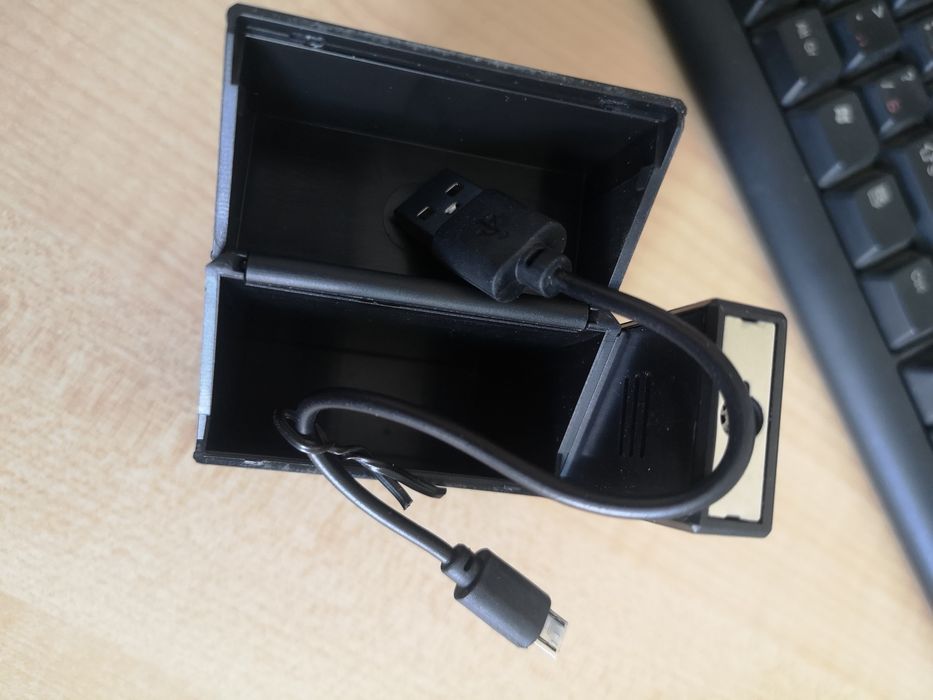 Кутия за цигари вградена USB запалка