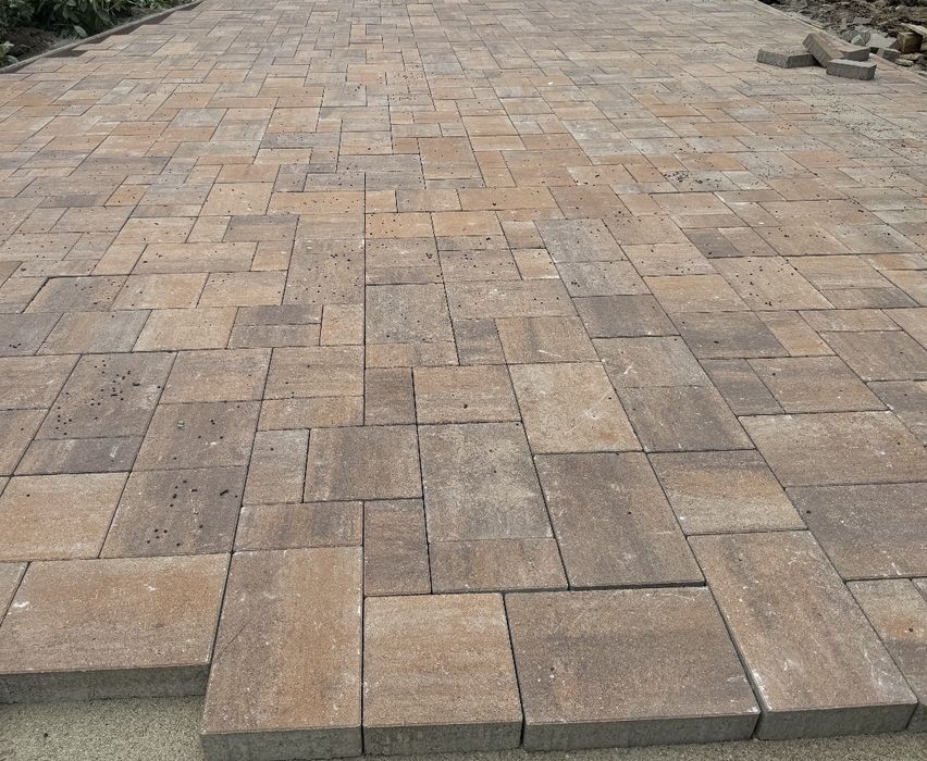 Montaj pavaje pavele. Vindem și montam