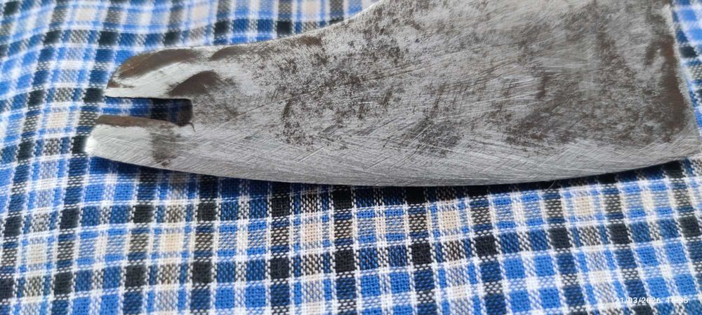 Бригадирска брадвичка с кози крак