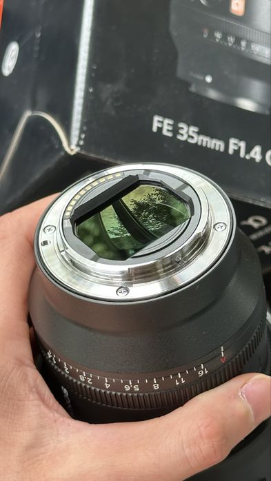 Объектив Sony GM 35mm 1.4