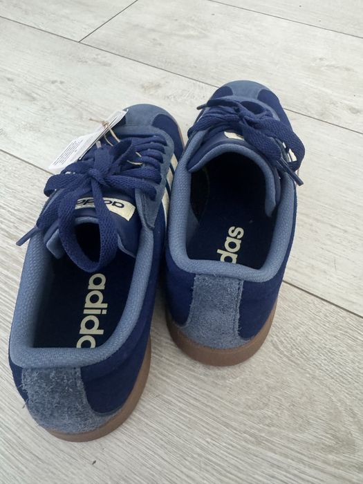 Оригинал АДИДАС 38.5