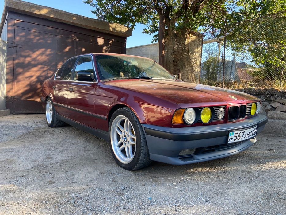 Молдинги га двери соедние bmw e34