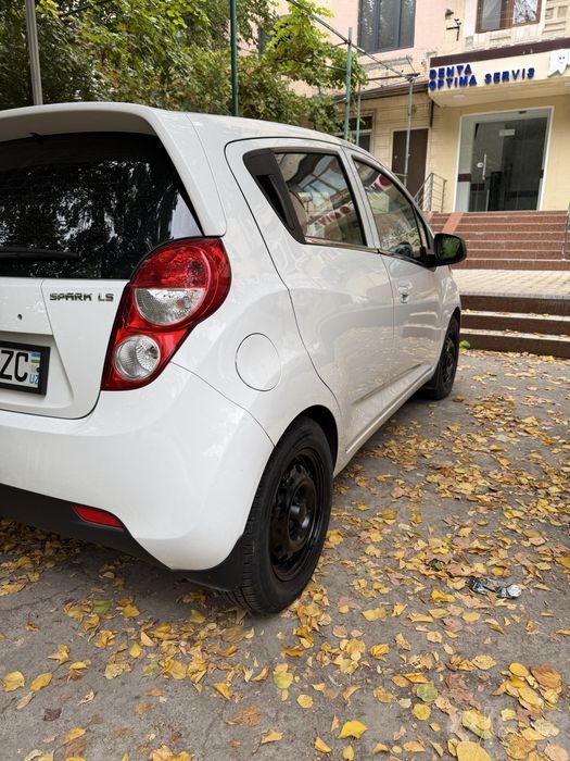 Spark avtomat metan gaz