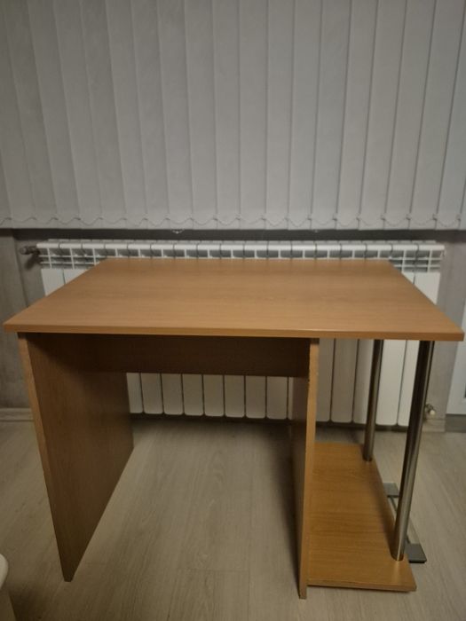 Кафяво бюро /Бюро