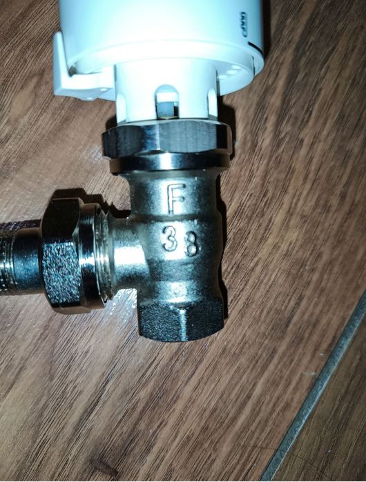 Robinet termostatic herz 3/8 + reducții 1/2