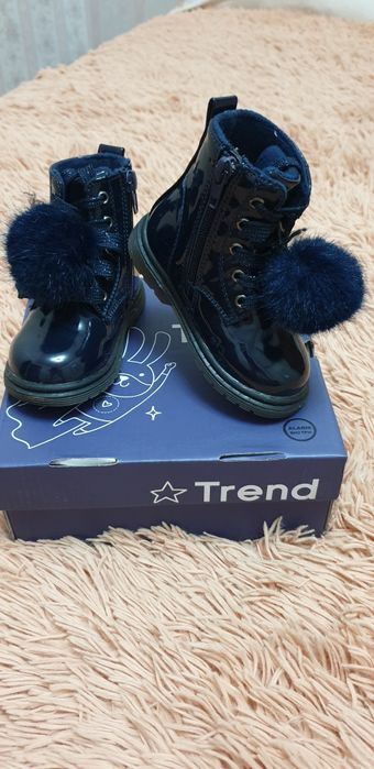 Детские осенние утеплённые  ботинки