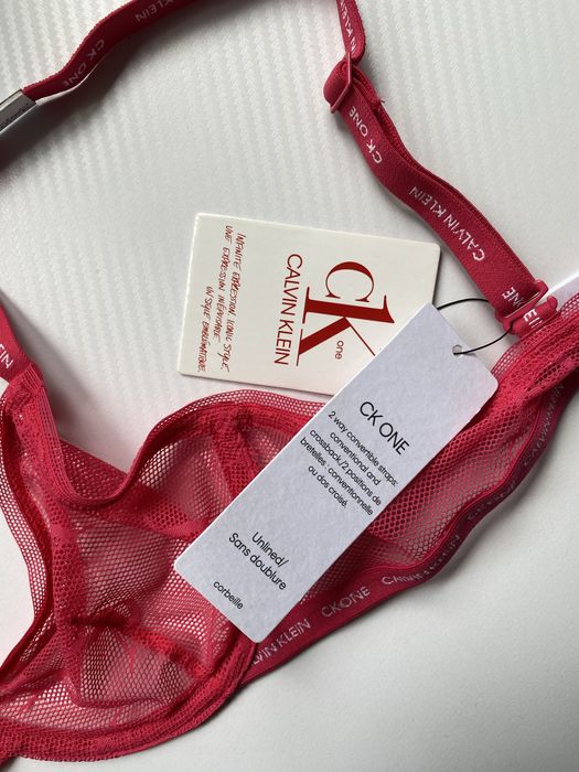 Сутиен Calvin Klein