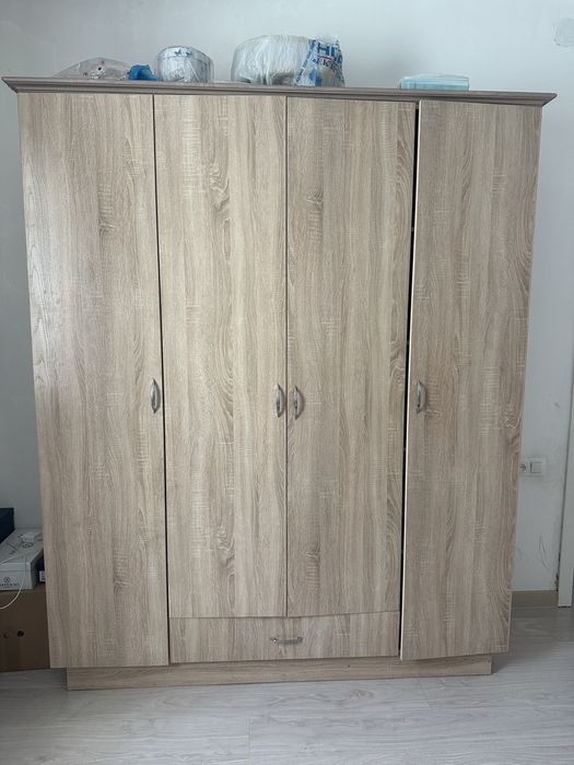Срочно продам спальный гарнитур