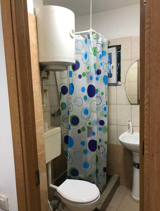 Închiriez garsonieră 20 mp zona Anda