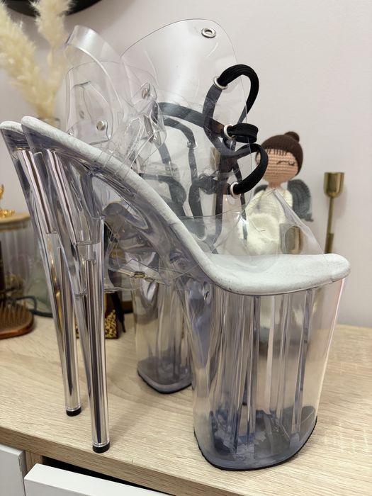 Продам стрипы 4ки прозрачные