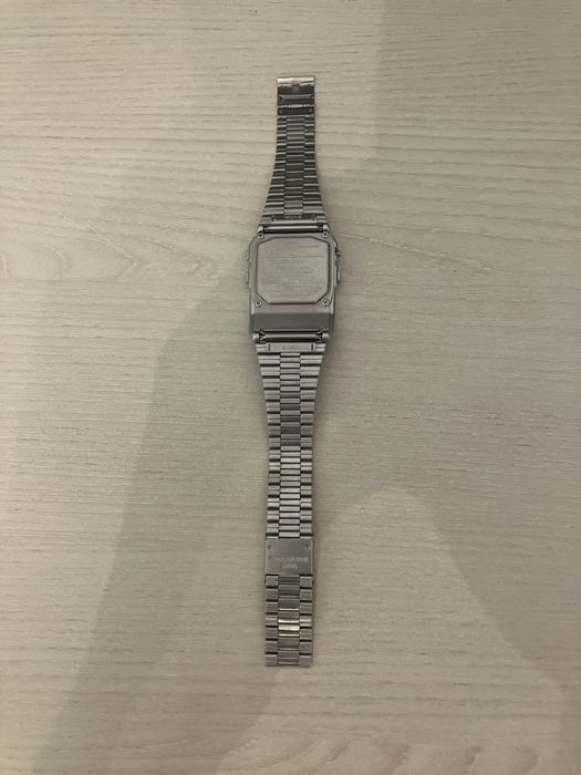 СРОЧНАЯ ПРОДАЖА!!! Часы Casio 611 databank system