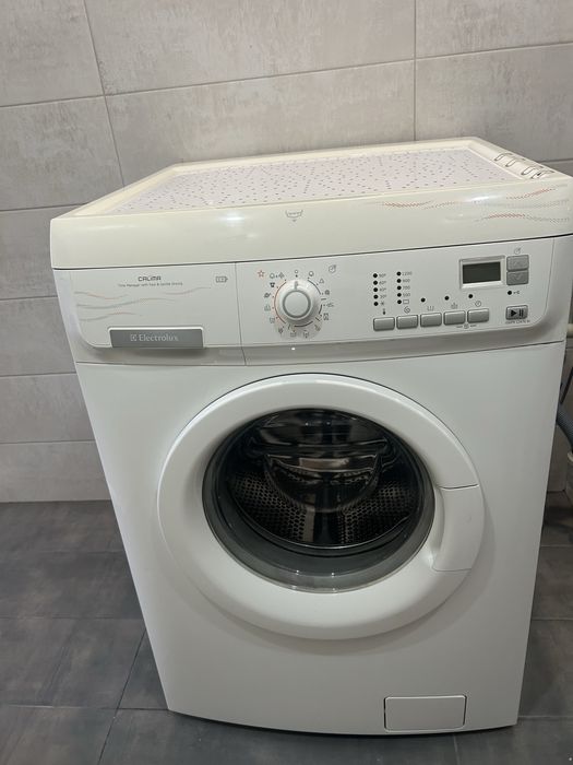 Продам стиралку нужен ремонт