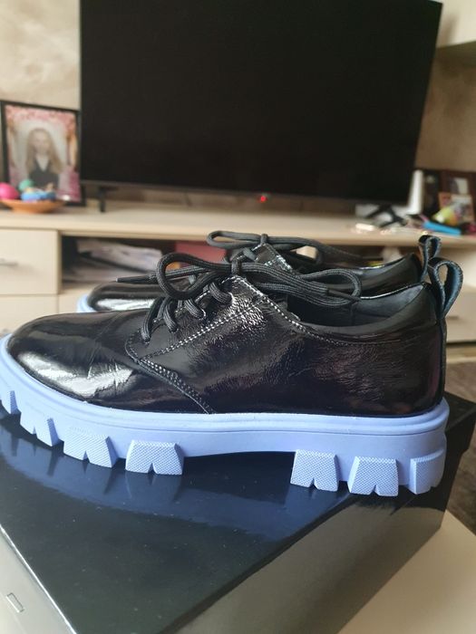 Pantofi din piele Grixx 38