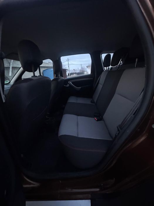 Dacia Duster Prestige 4x4, 1.6 benzină Euro5 2014