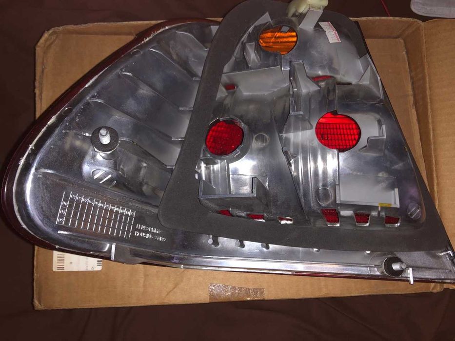 Продам фонарь e46