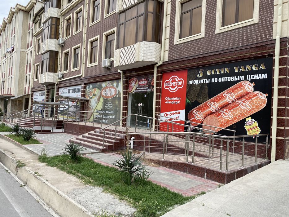 Срочно продается Магазин с полуподвалом