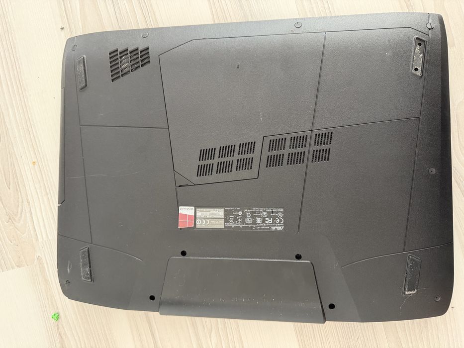 ASUS ROG G751 pentru Piese