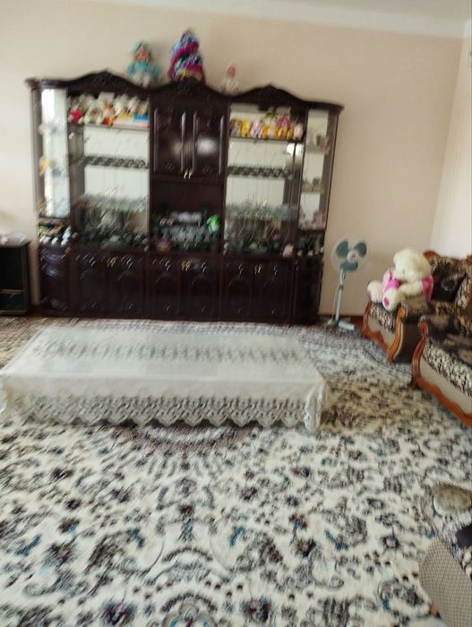 6 сотхлик катеж сотилади