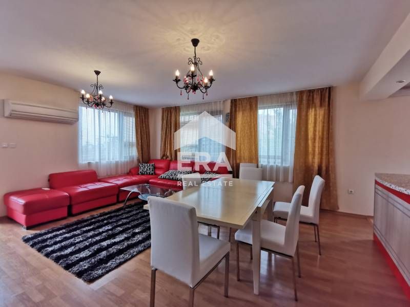 Продава се Къща в с. Кошарица, Област Бургас - 212 кв.м за 1180 €/кв.м - Снимка #6
