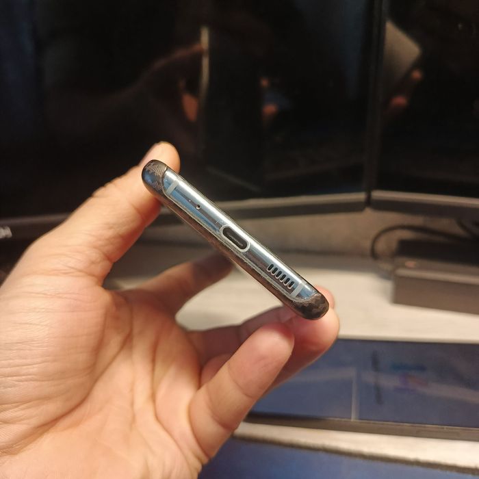 Samsumg S20 korea sotiladi