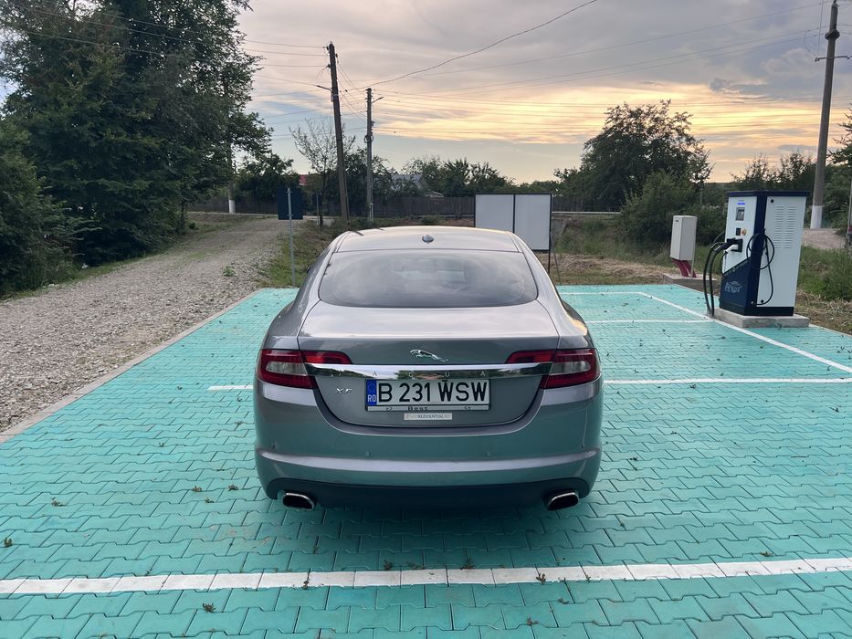 JAGUAR XF 2011 — imagine 5