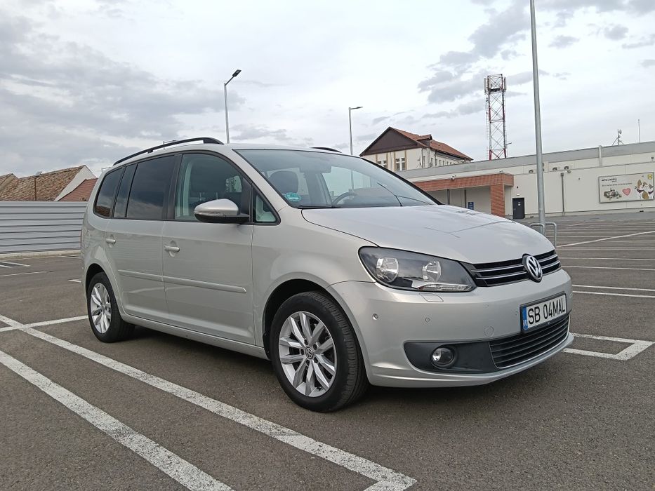 Volkswagen Touran •VW Touran 2013•1,6 TDI