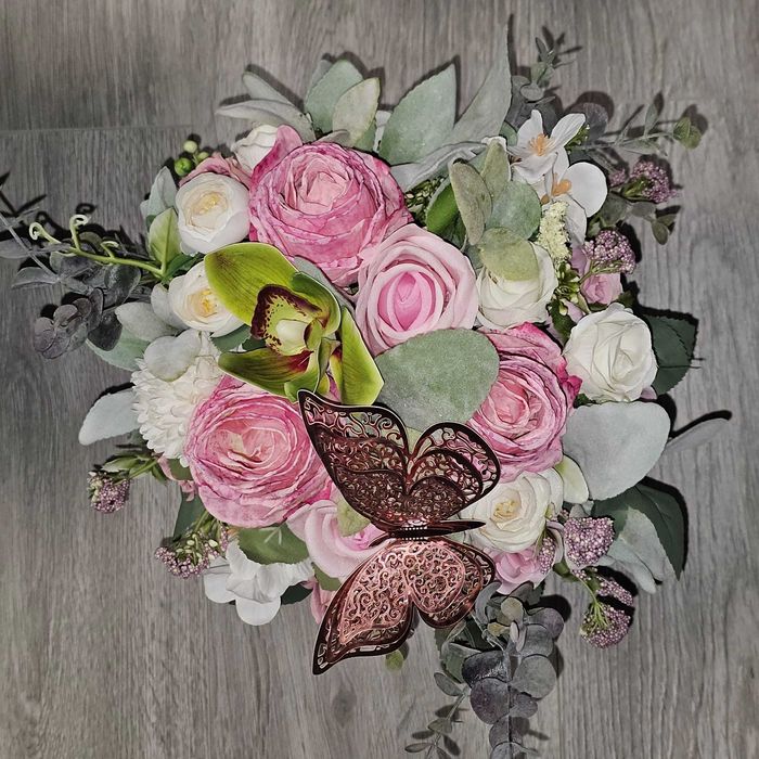 Aranjament floral in ghiveci ceramic