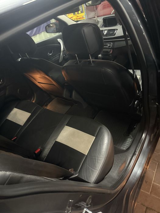 Renault Megane 1.5-2012 -Bose edition