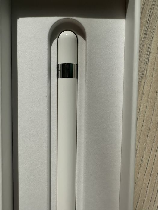 Продам apple pencil
