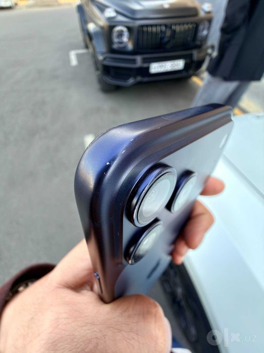 Продам iPhone 17 Pro Max 512 GB Blue