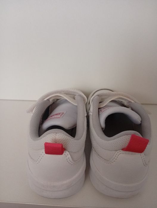 Pantofi Adidas fete; Marimea 28