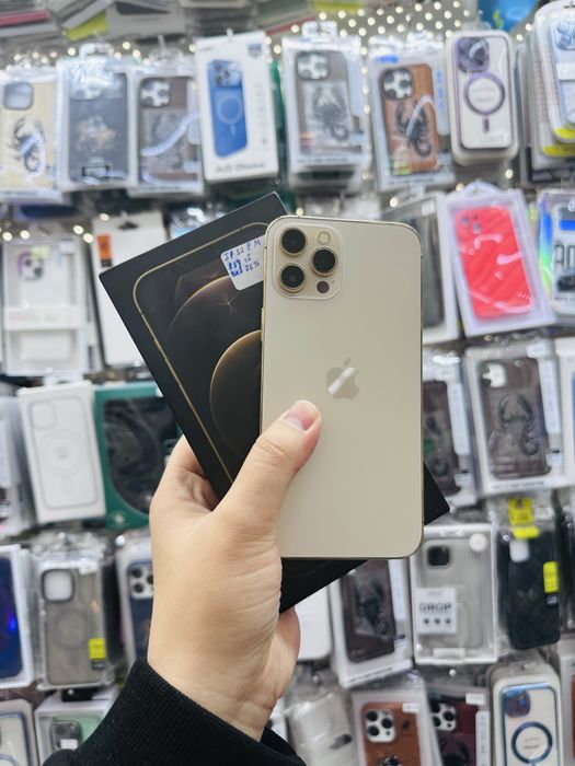 Айфон 12 про Макс