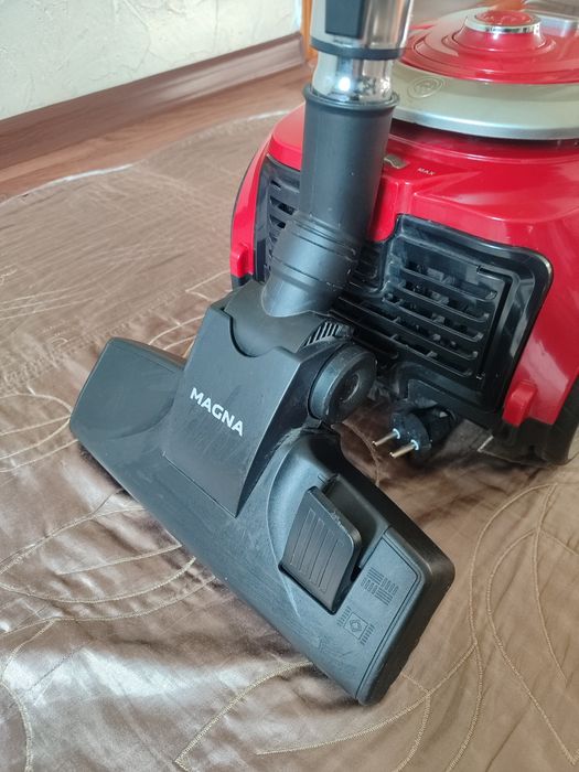Продам пылесос magna