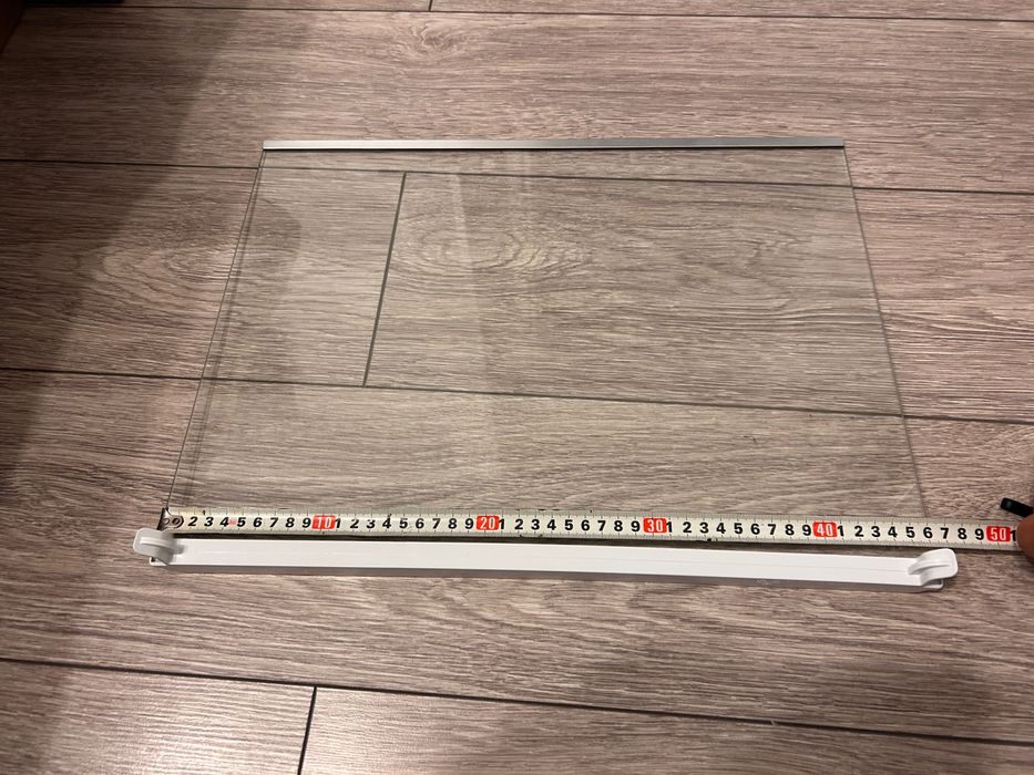 Rafturi interior si sertare combina frigorifica Beko