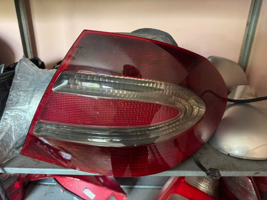 Десен стоп за Mercedes Clk W209 Facelift