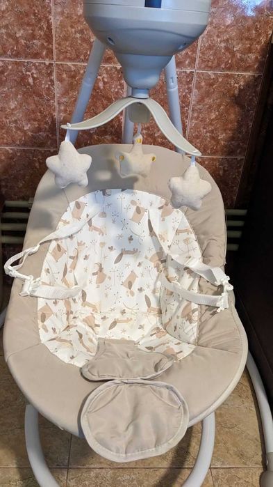 Електрическа люлка Woodsy бежова