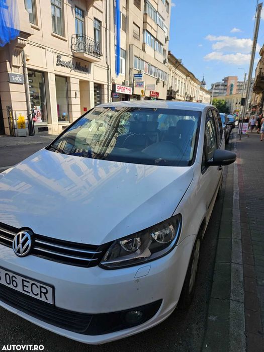 VOLKSWAGEN Touran
