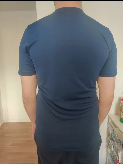 Чисто нова тениска на Адидас