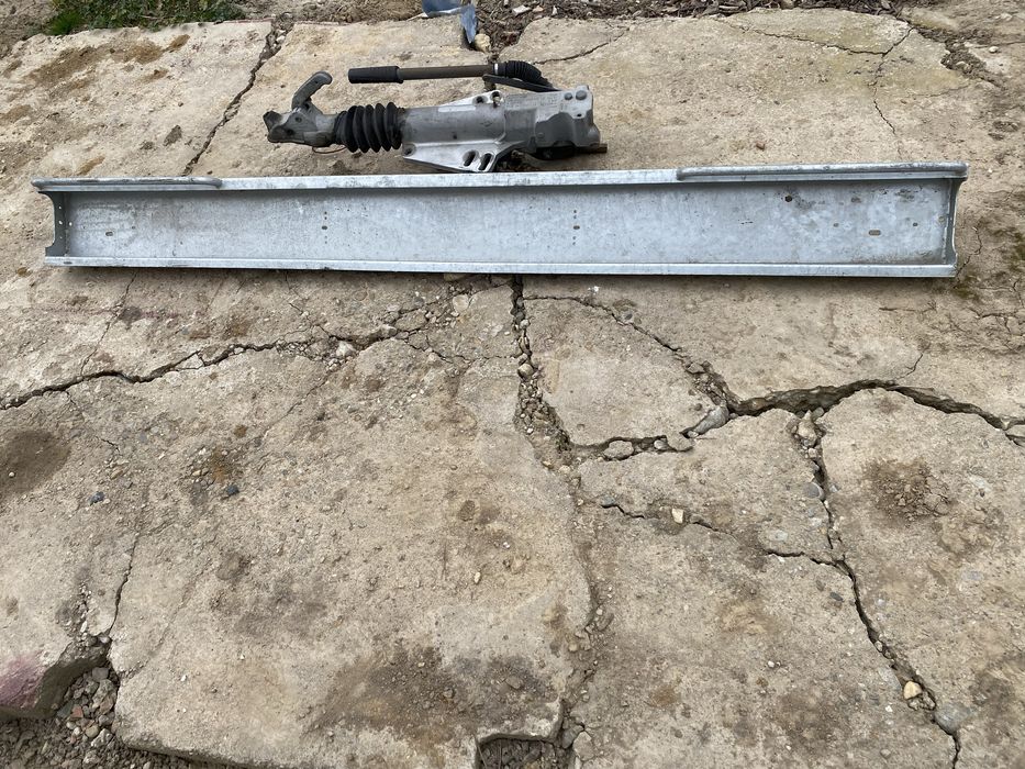 Vând proțap AL-KO 3.5T  și fustă trailer