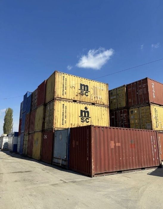 Containere maritime second-hand și noi