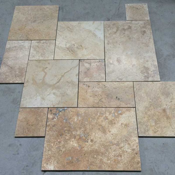 Лак для травертина используется для защиты этого природного камня