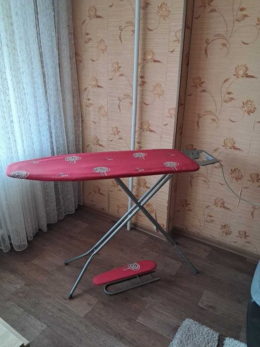 Гладильная доска в отличном состоянии